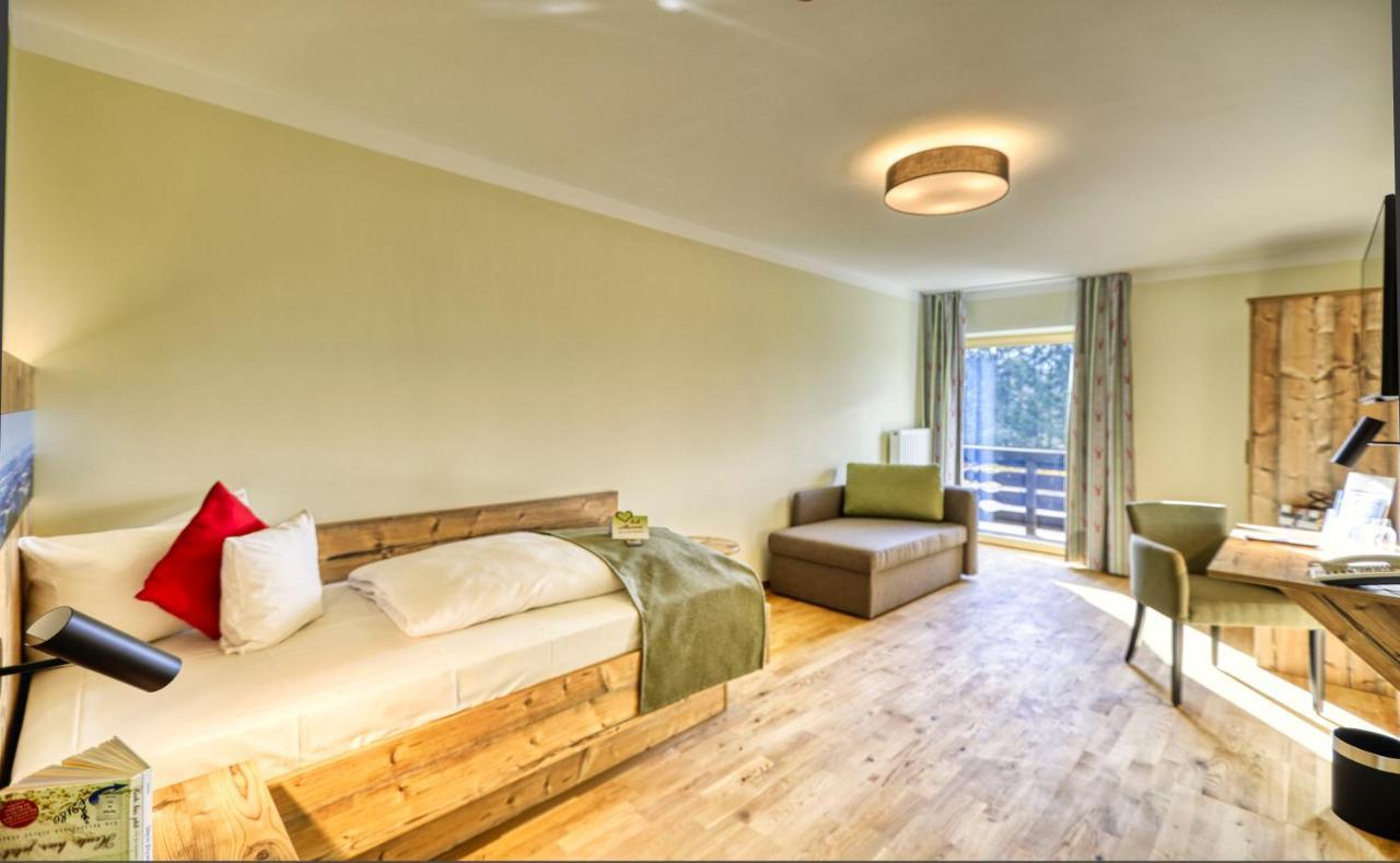 Hotel Gut Schmelmerhof ซังคท์แองเกลอมาร์ ภายนอก รูปภาพ