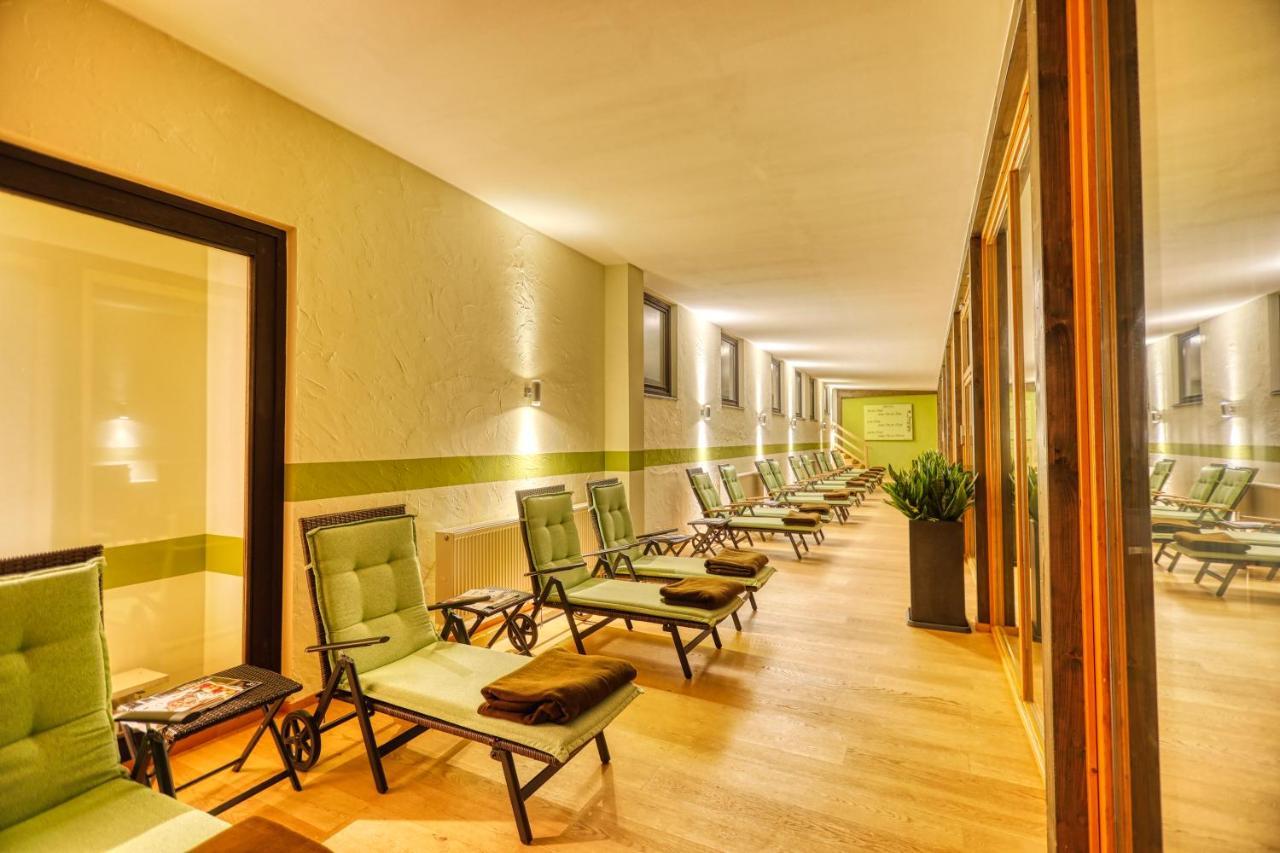 Hotel Gut Schmelmerhof ซังคท์แองเกลอมาร์ ภายนอก รูปภาพ