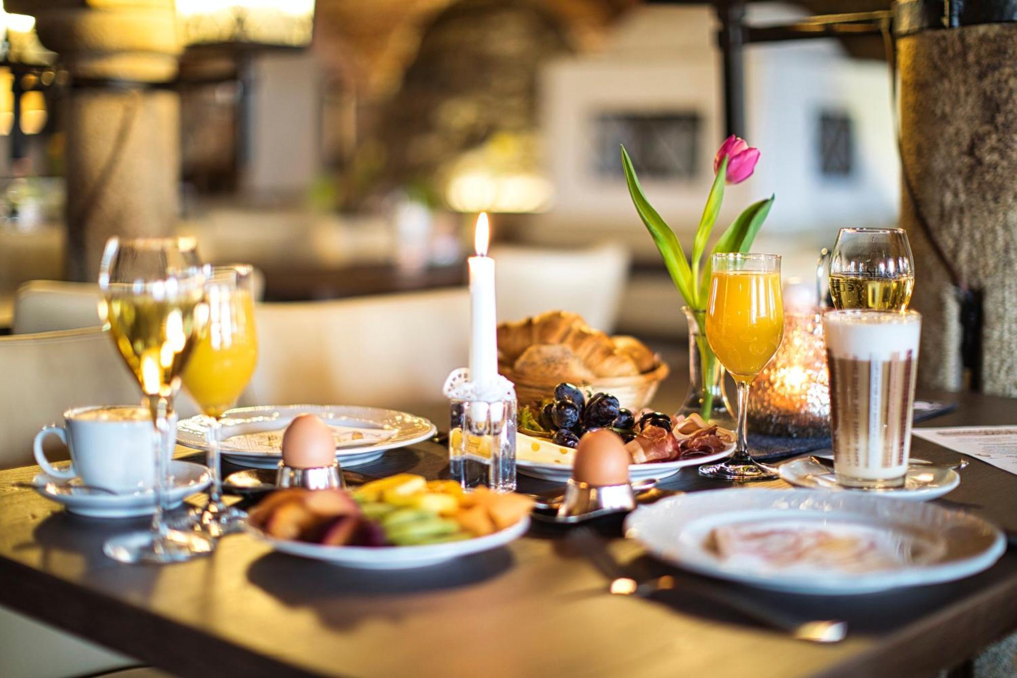 Hotel Gut Schmelmerhof ซังคท์แองเกลอมาร์ ภายนอก รูปภาพ