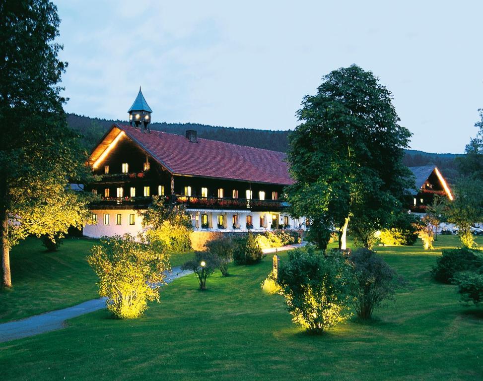 Hotel Gut Schmelmerhof ซังคท์แองเกลอมาร์ ภายนอก รูปภาพ
